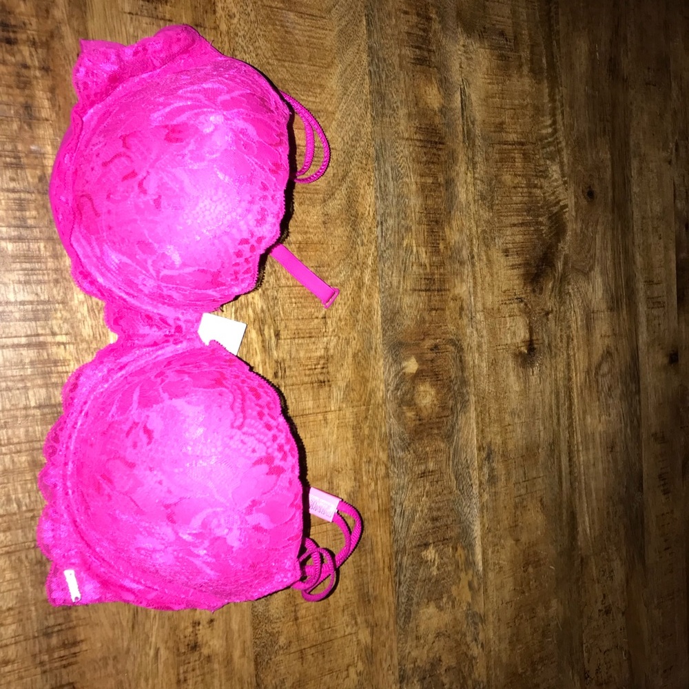 PINK push up bra. Never worn! With tags.